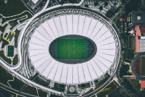 法甲的粉丝经济与市场开发